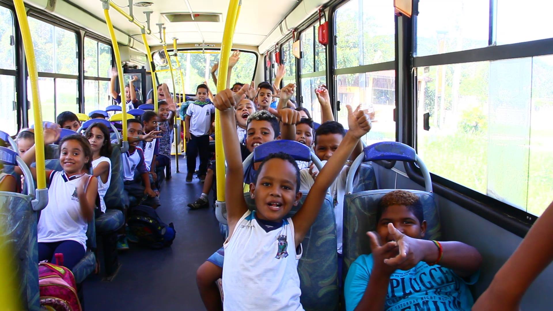 Mais de 2.400 crianças recebem transporte escolar gratuito | Prefeitura de  Bertioga